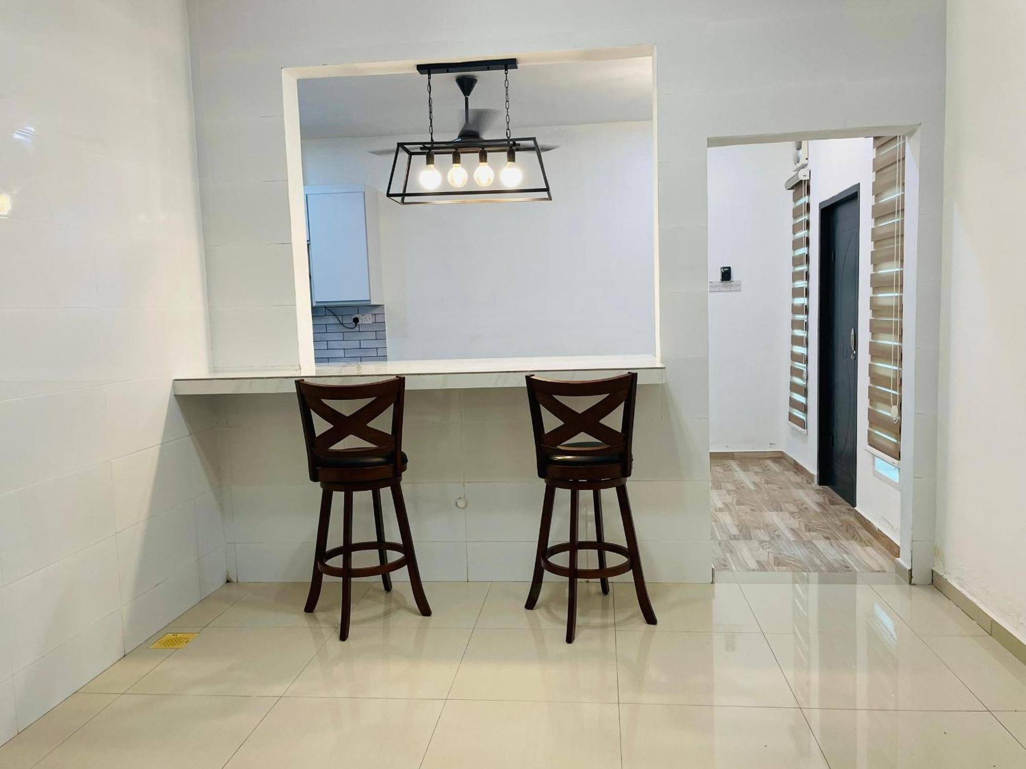 Nazirin Homestay No 27 Tmn Desa Manjung Lumut Exterior foto
